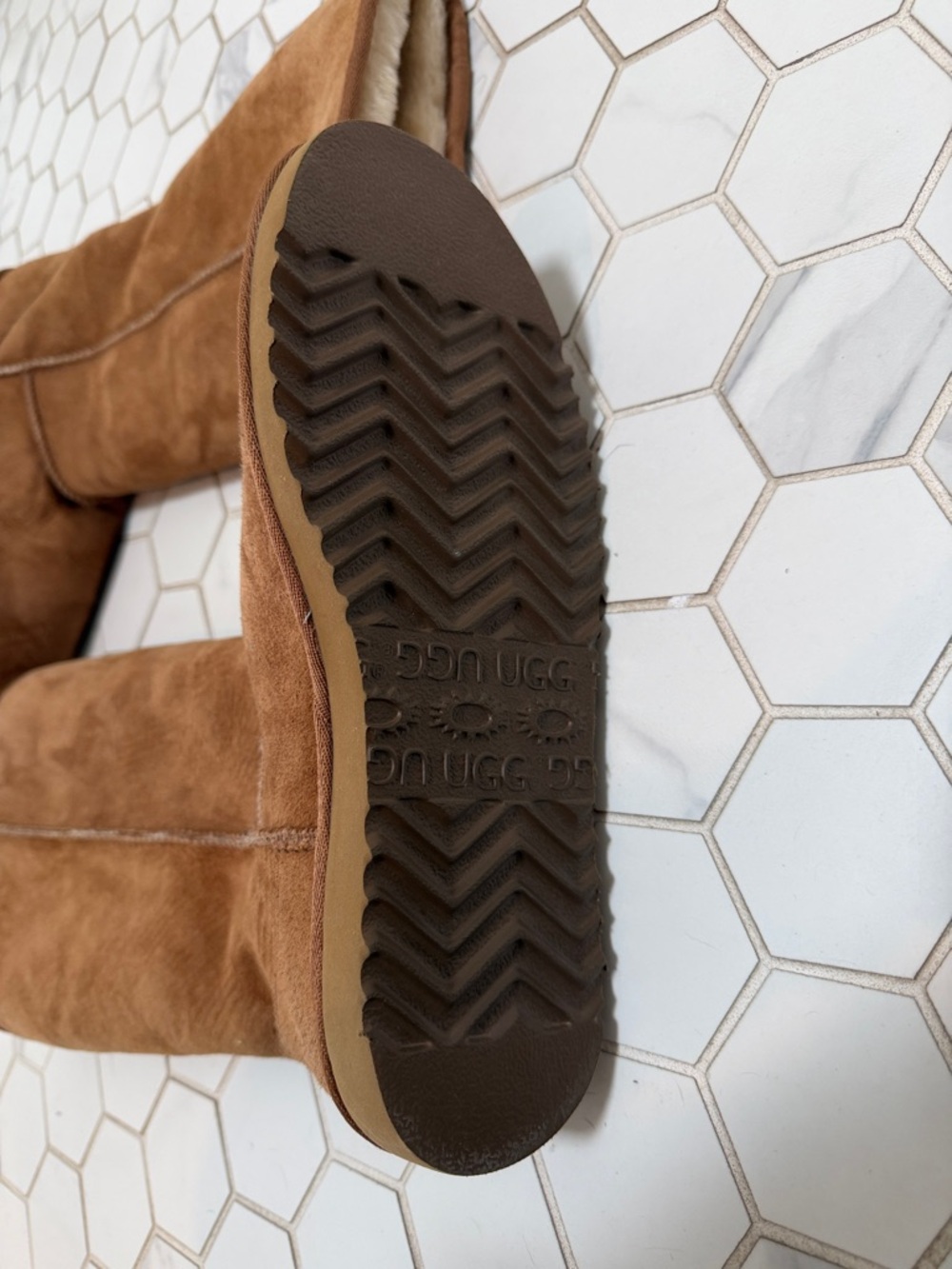 UGG Classic Tall Chestnut Brown Suede Winter Boots - Picture 2 of 4